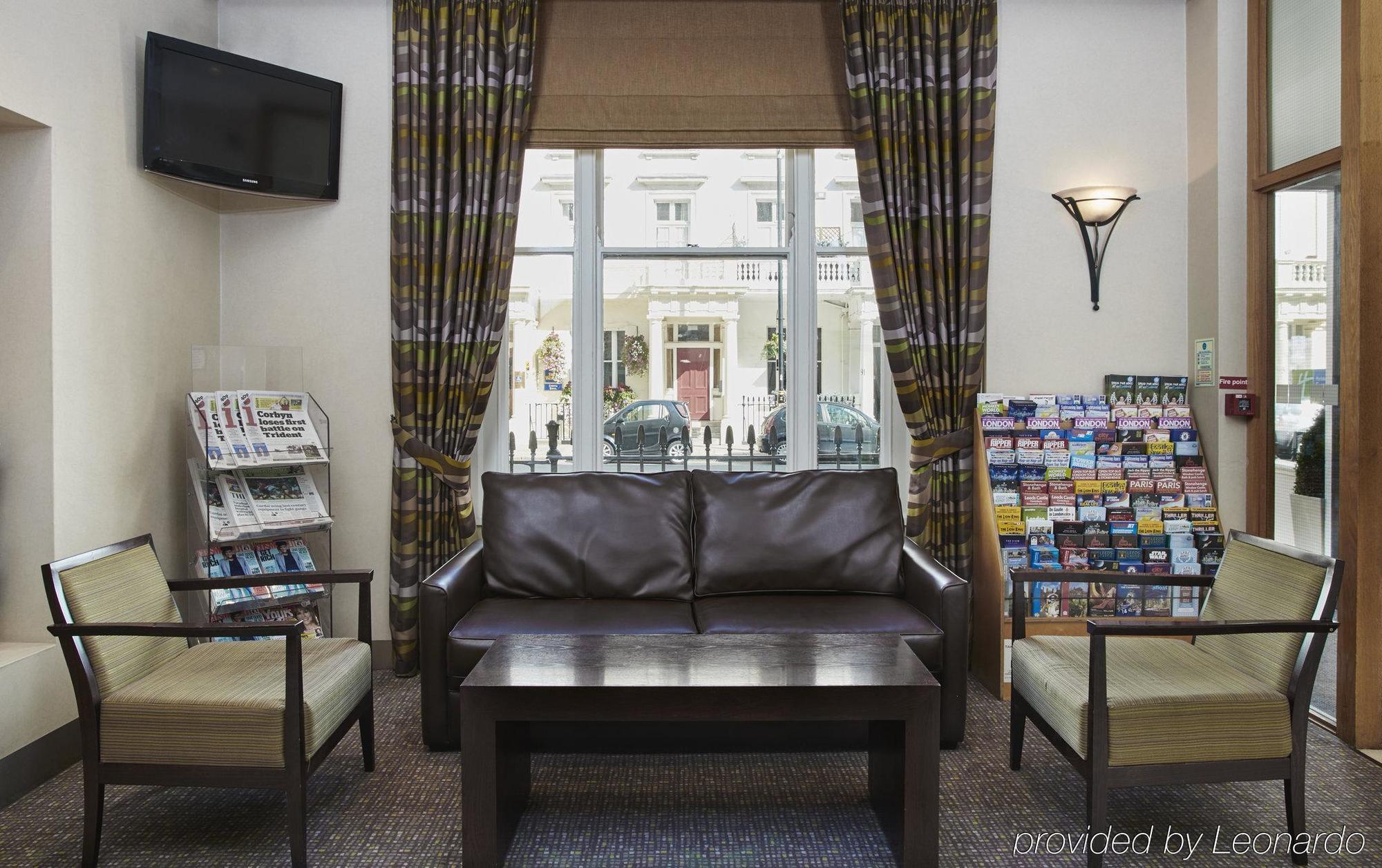 Holiday Inn Express London Victoria By Ihg Exterior foto